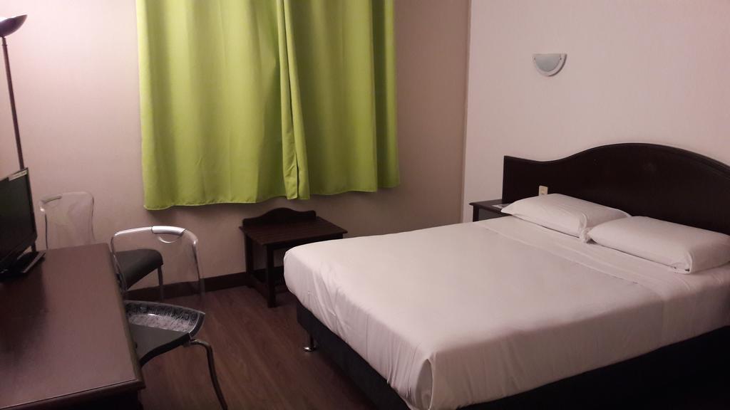 Le Neoulous Hotel Le Boulou Ngoại thất bức ảnh