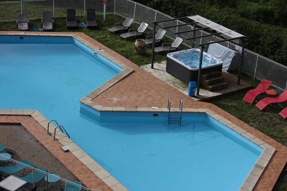 Le Neoulous Hotel Le Boulou Ngoại thất bức ảnh
