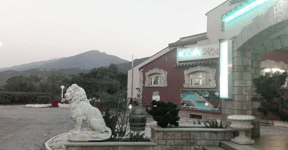 Le Neoulous Hotel Le Boulou Ngoại thất bức ảnh